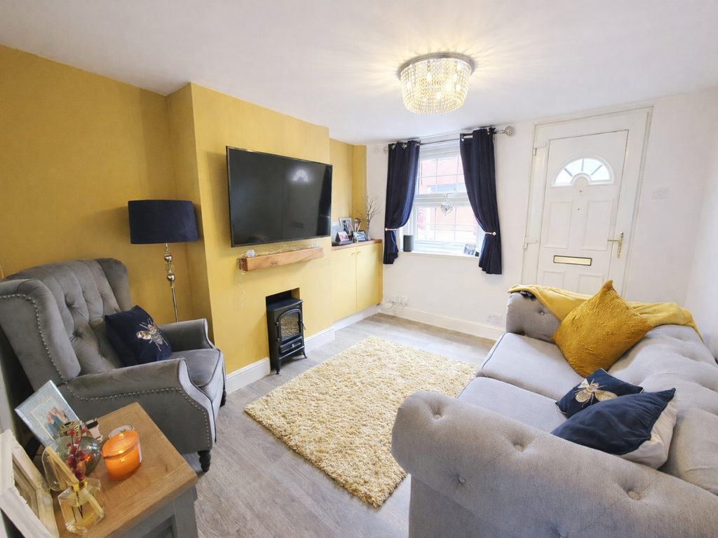 Property photo 2 of 8