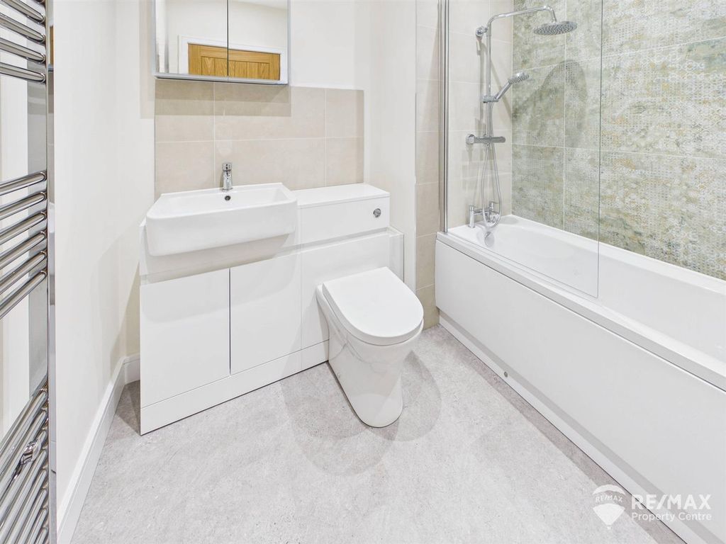 Additional image 25 of 4 bed detached house for saleOakley Gardens, Little Oakley, Harwich CO12