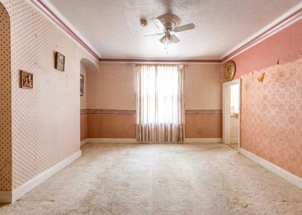 Property photo 2 of 16 Gemini_Generated_Image_7Dvz5S7Dvz5S7Dvz