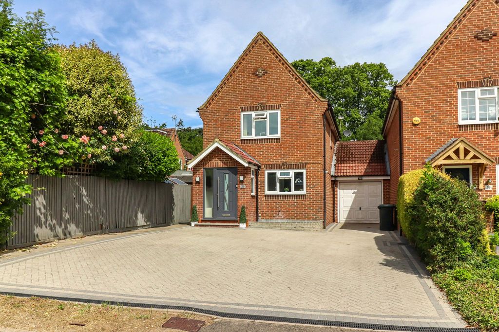 Property photo 1 of 23