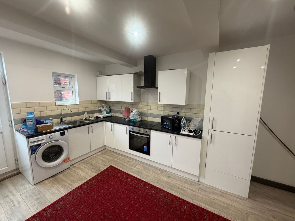 Property photo 1 of 6 Modern Kitchen With White Units And Appliances...