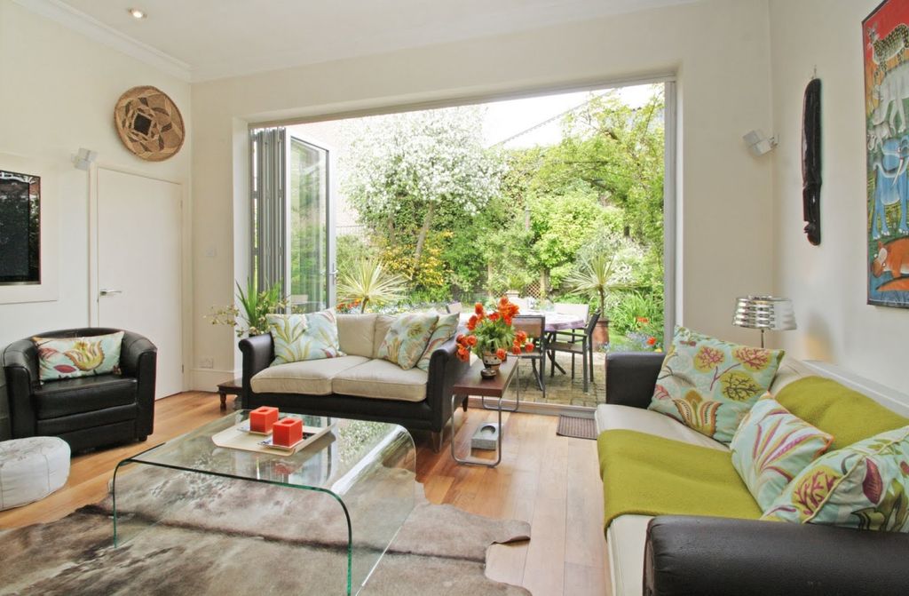 Property photo 1 of 25 1 Hadley Gdns -5