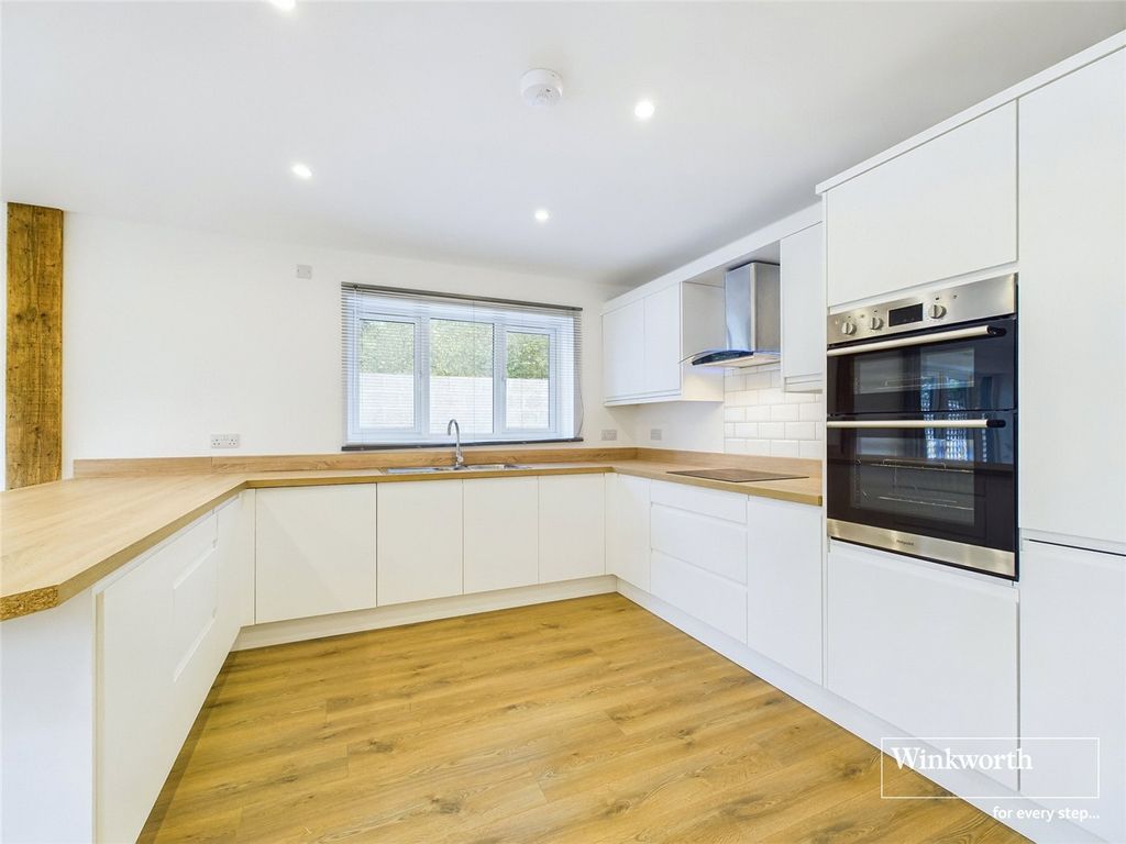 Property photo 2 of 11 Picture No. 02