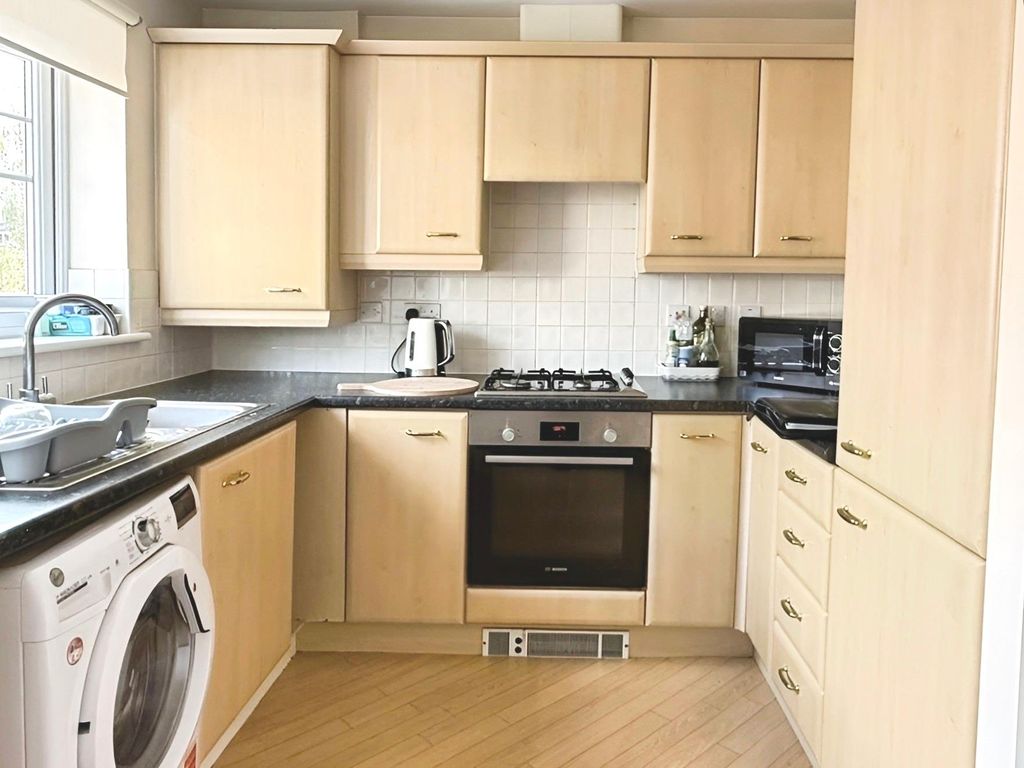 Property photo 2 of 13