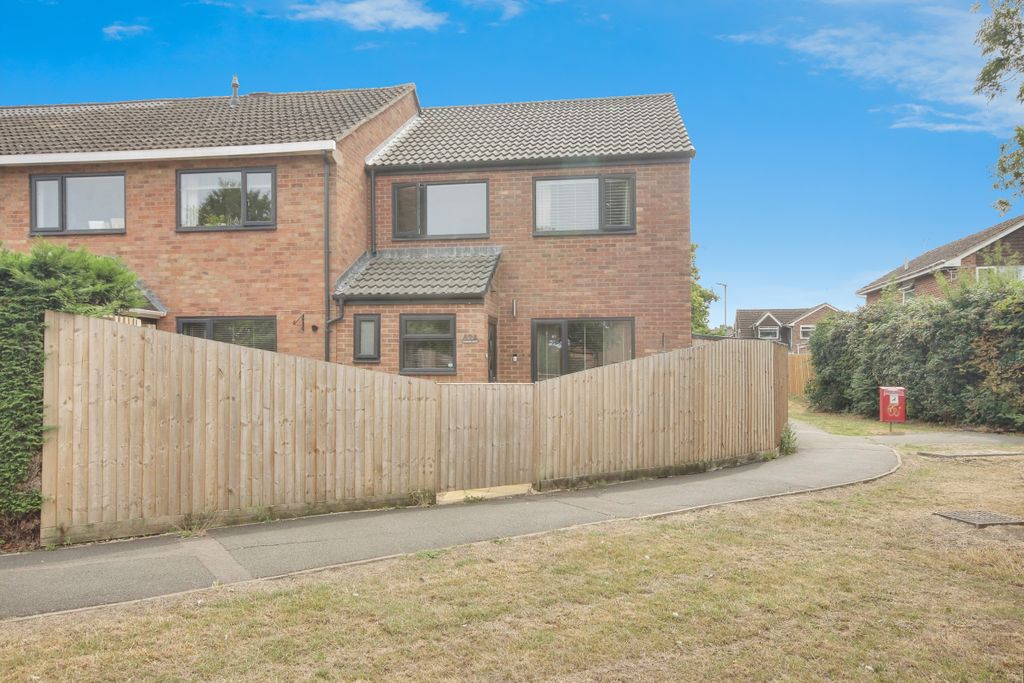 Property photo 1 of 19
