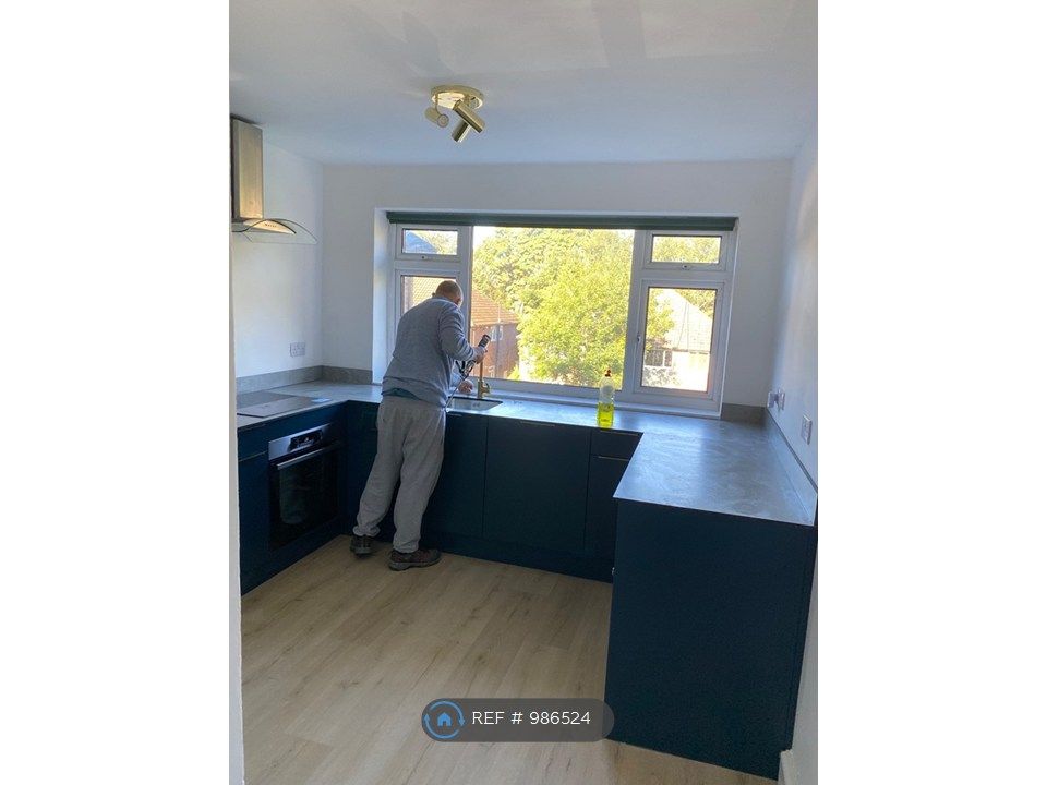 Property photo 1 of 20 Kitchen 1
