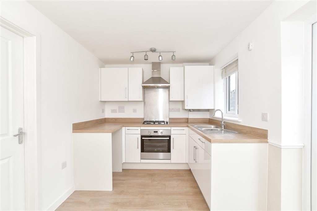 Property photo 3 of 15 Kitchen/Diner