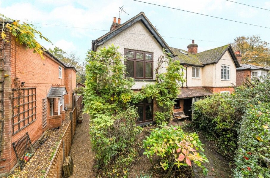 Property photo 1 of 18