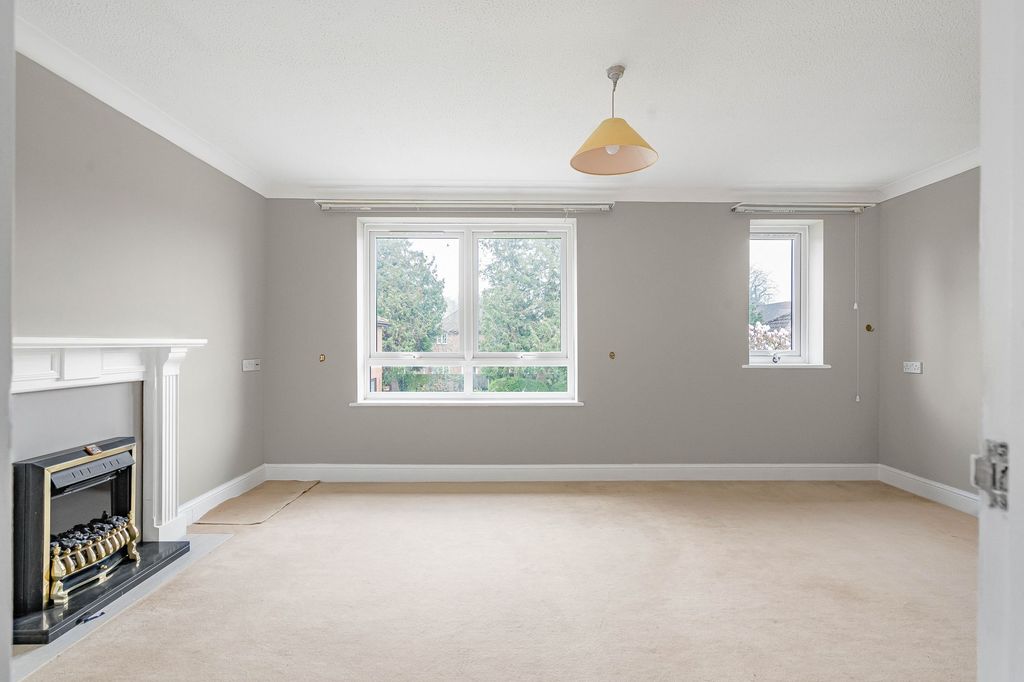 Property photo 3 of 18