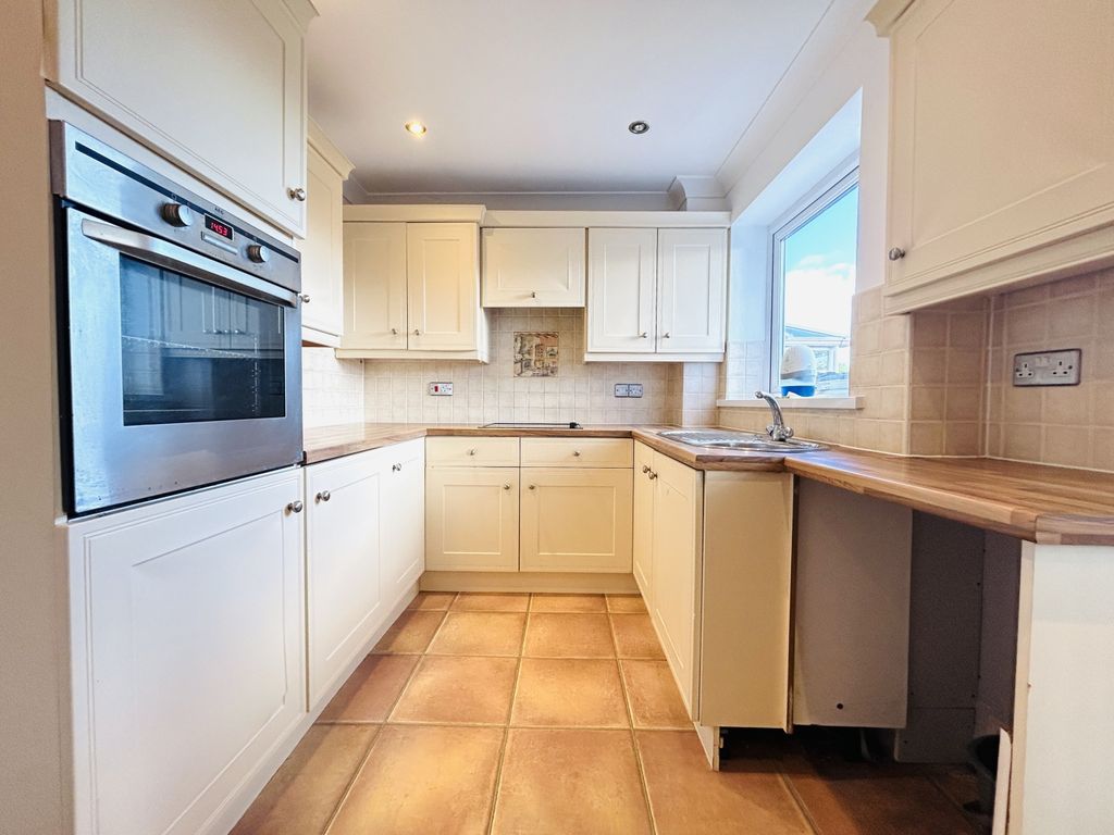 Property photo 3 of 15 Img_1191