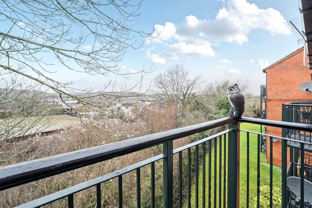 Property photo 2 of 10 Balcony