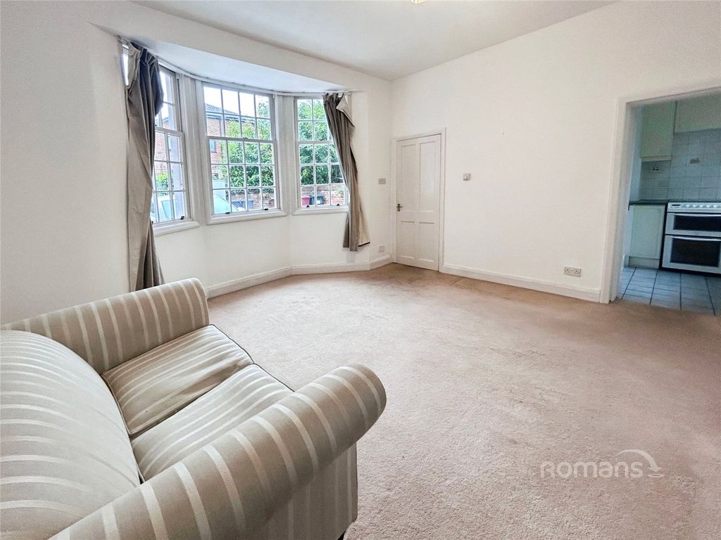 Property photo 3 of 11 Picture No. 01