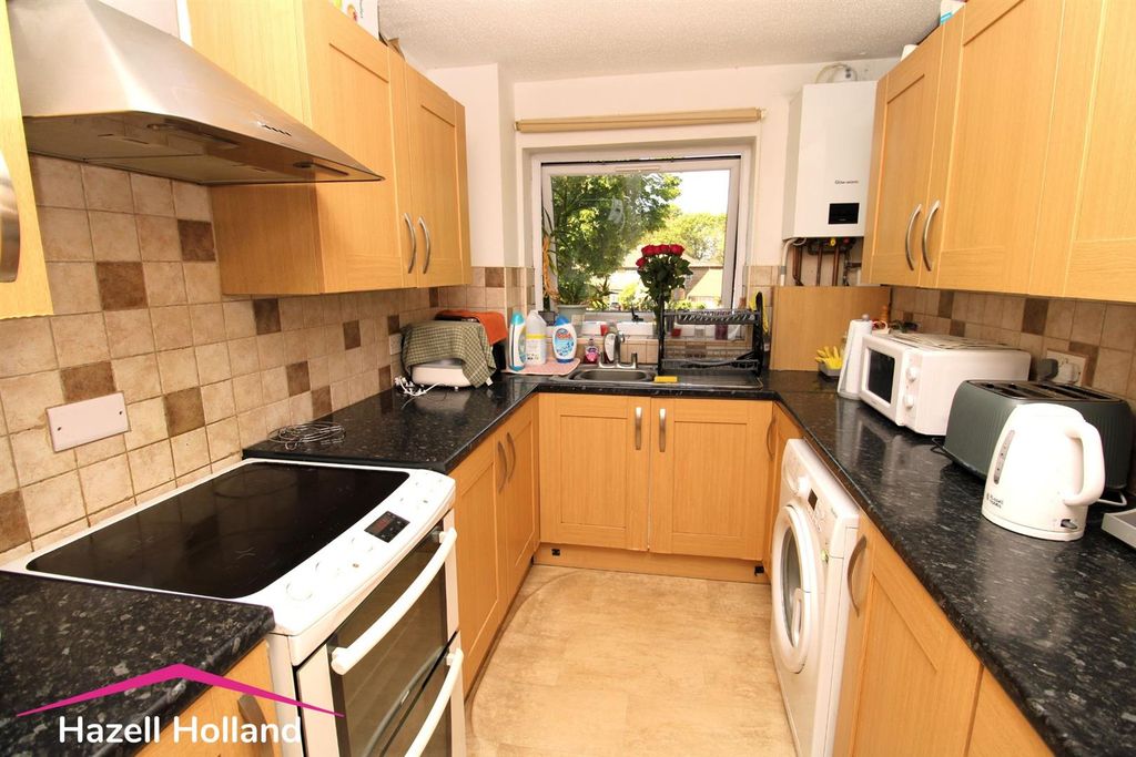 Property photo 2 of 8 Untitled Design (67).Jpg
