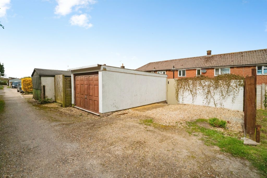 Property photo 3 of 20