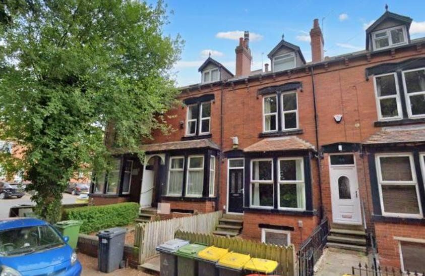 Property photo 2 of 15 Front.Png