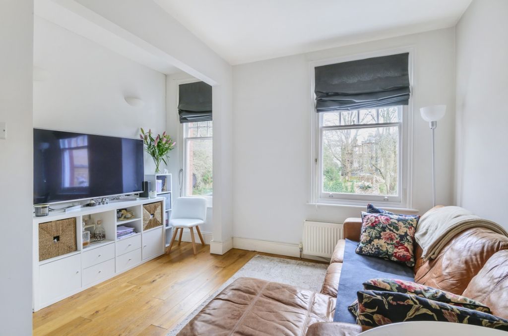 Property photo 1 of 6 807668 (2)