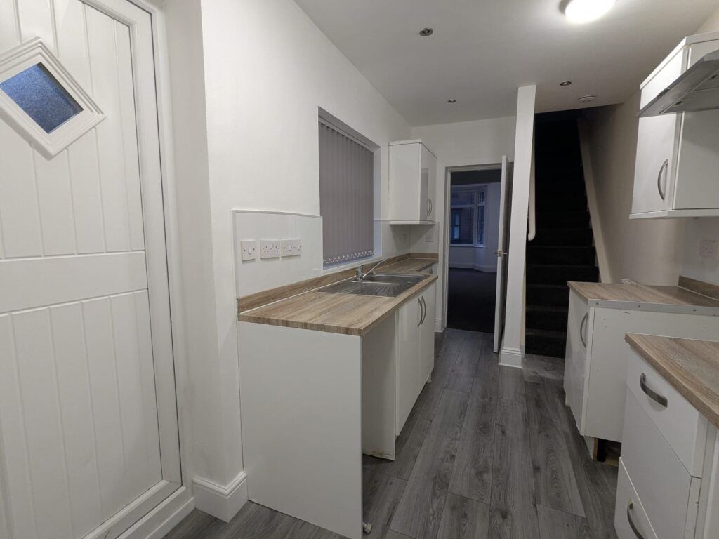 Property photo 3 of 9