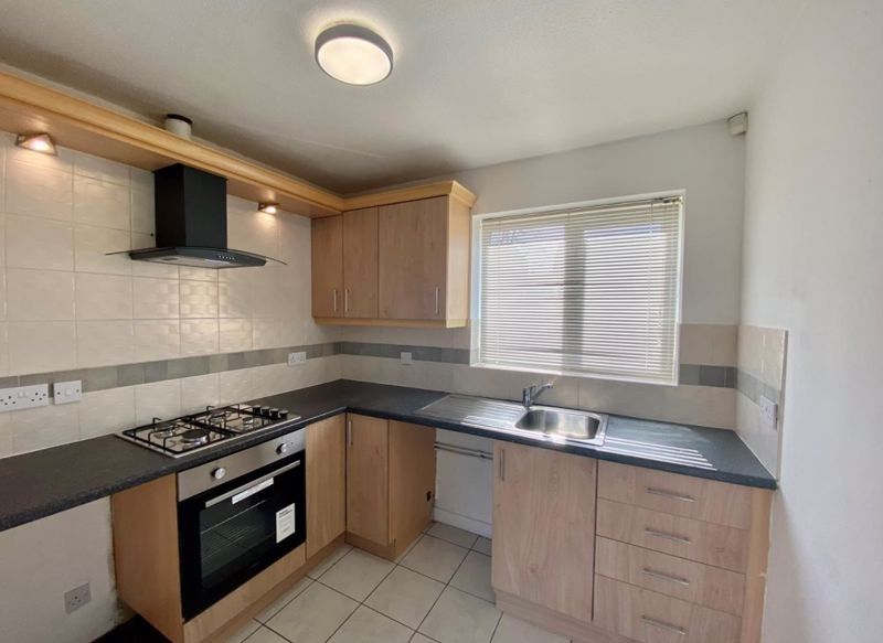 Property photo 2 of 10 4218414