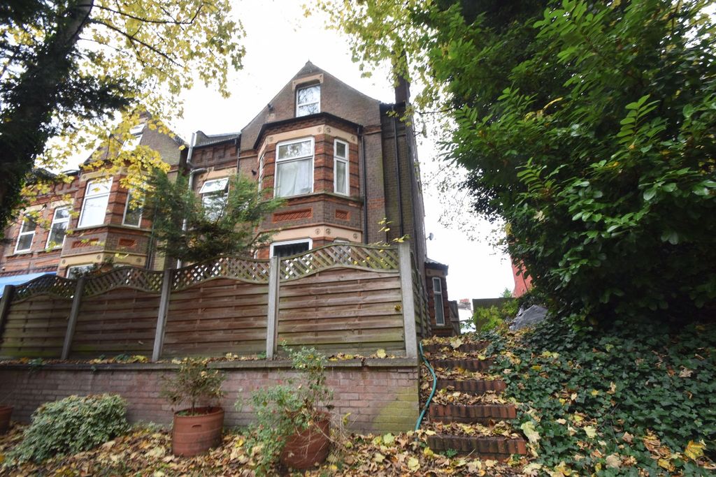 Property photo 1 of 13 2557160