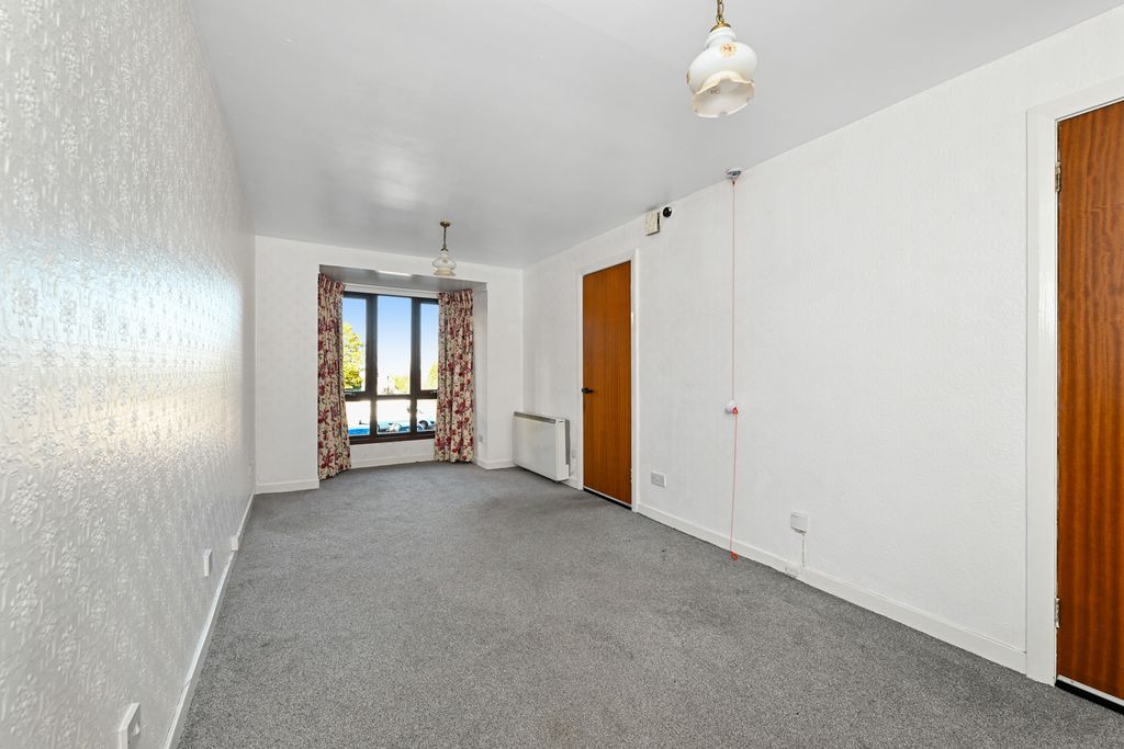 Property photo 2 of 17 Property Image 2