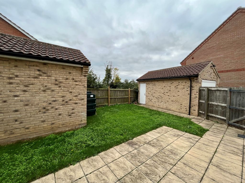 Property photo 2 of 11