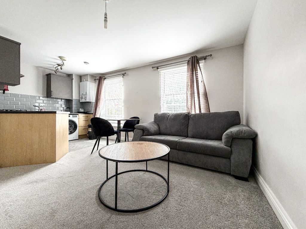 Property photo 2 of 7 5288803