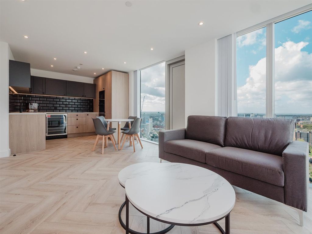 Property photo 1 of 12 P1888052.Jpg