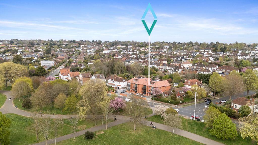 Property photo 2 of 22 5140741