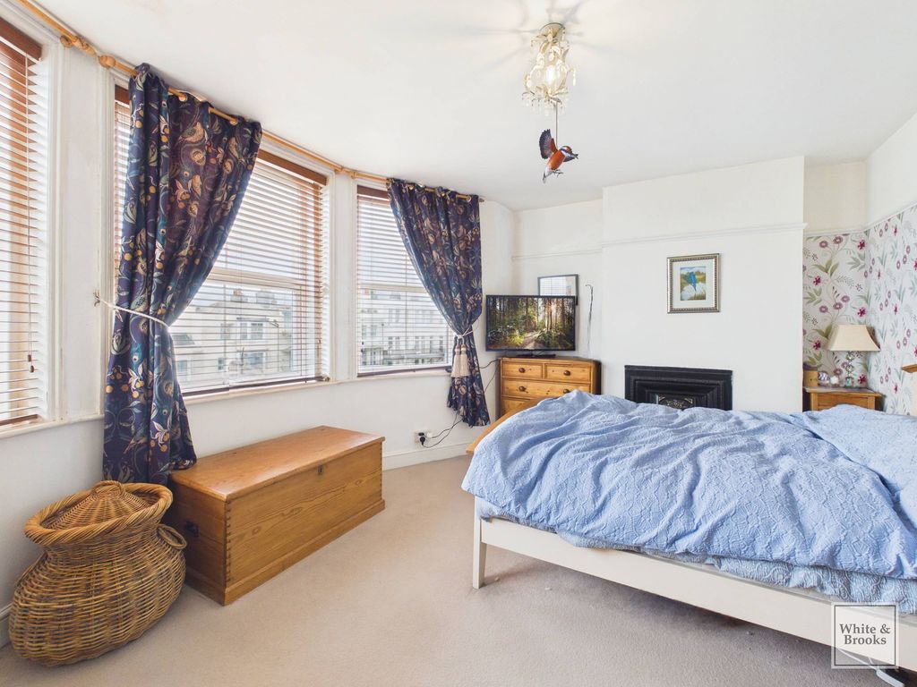 3 bed maisonette for saleThe Steyne, Bognor Regis PO21 photo 4