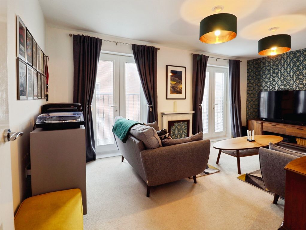 Property photo 3 of 17