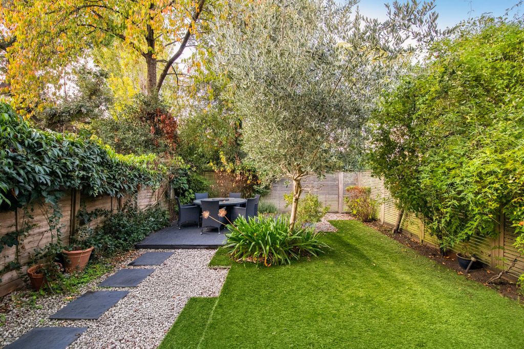 Property photo 2 of 15