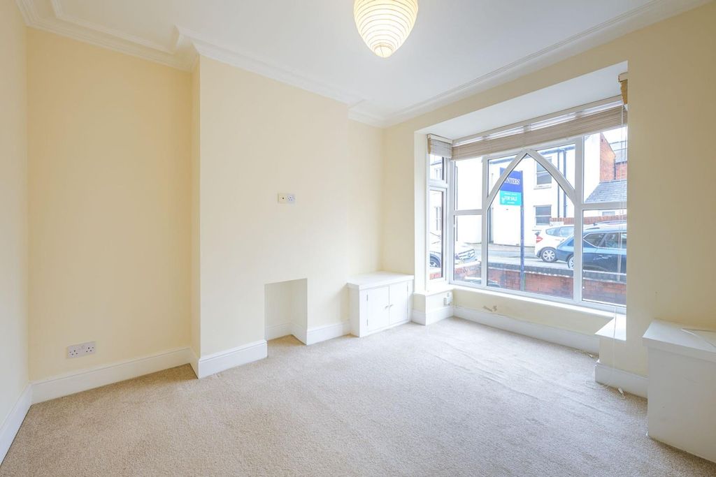 Property photo 2 of 18 Front Reception Room