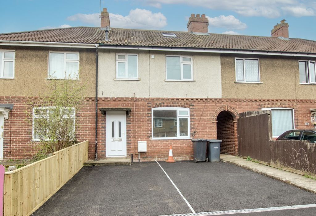 Property photo 1 of 5 Photo 5