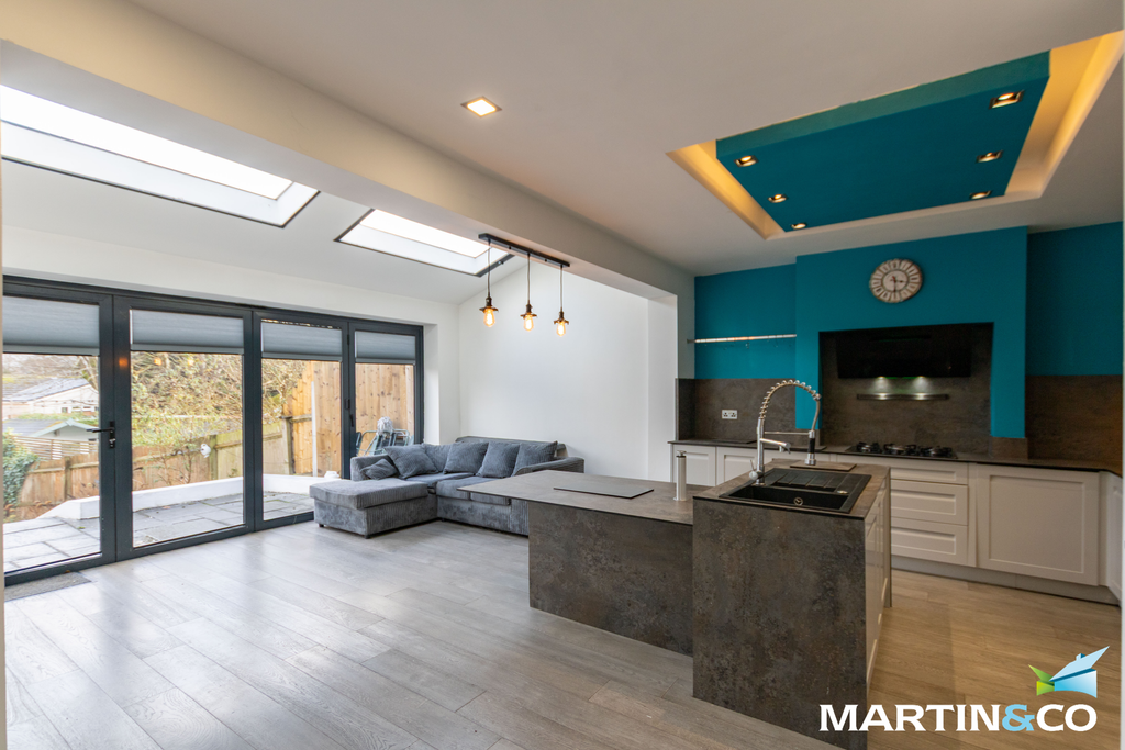 Property photo 3 of 20 Picture5