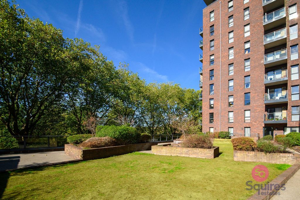 Property photo 3 of 13