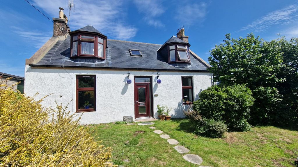 Property photo 3 of 25