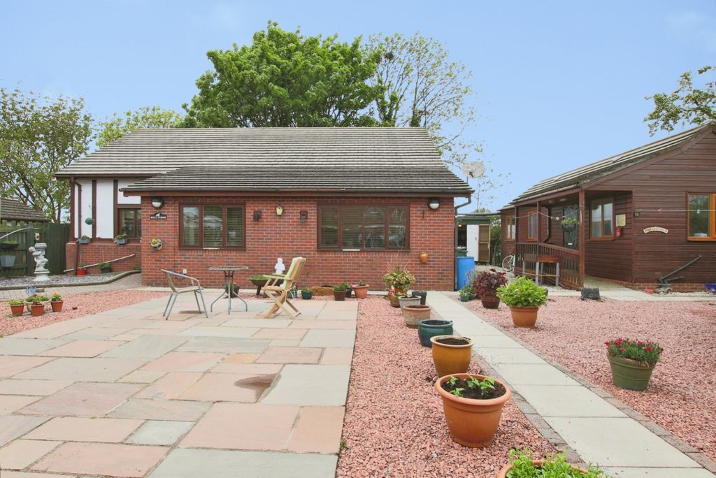 Property photo 1 of 23 5165280