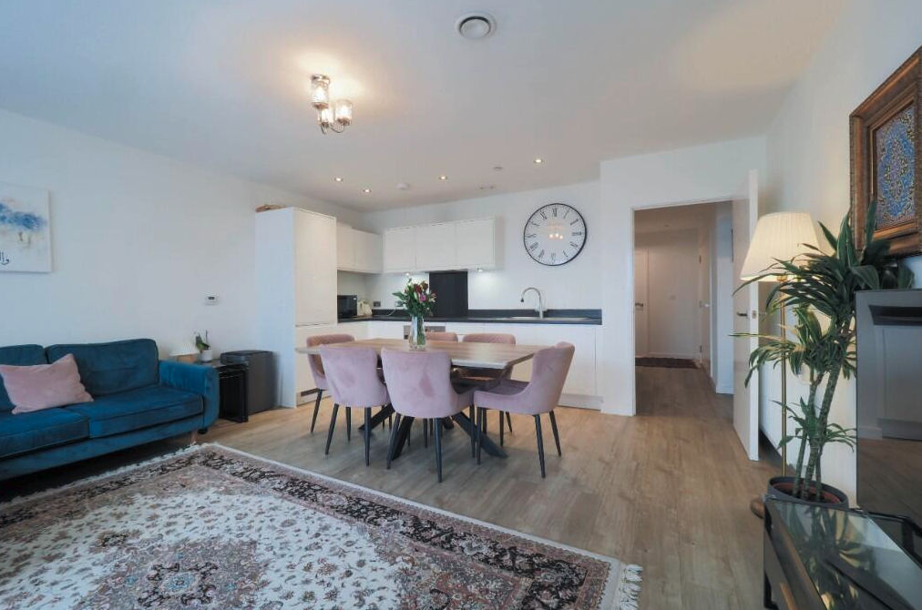 Property photo 1 of 15 Dining Room