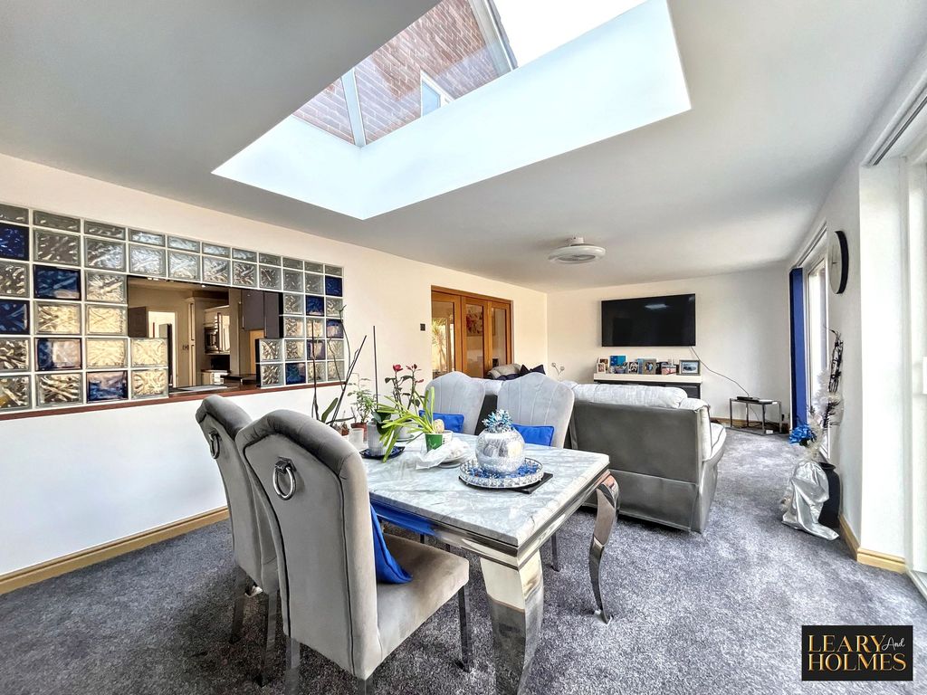 Property photo 2 of 29