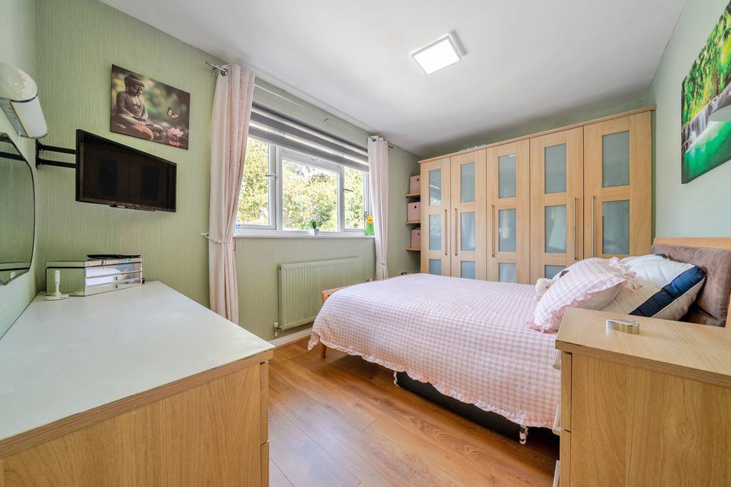 Property photo 3 of 23 1508422-8-6A7F382...