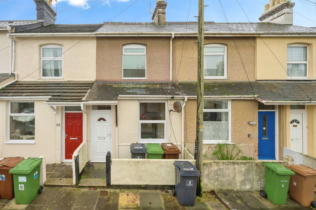 Property photo 1 of 20