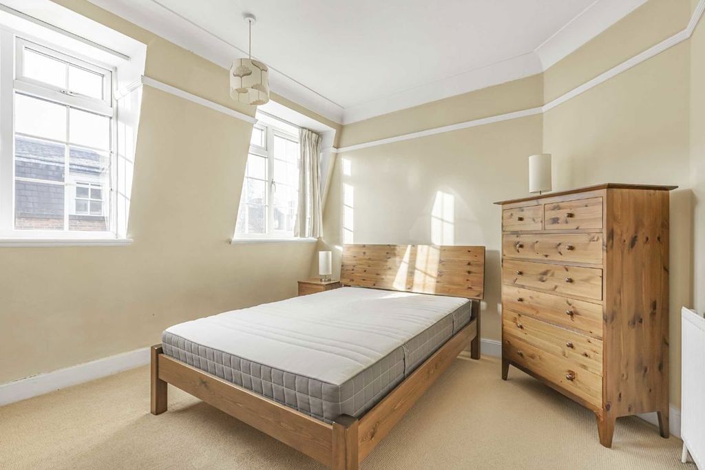 Property photo 3 of 4