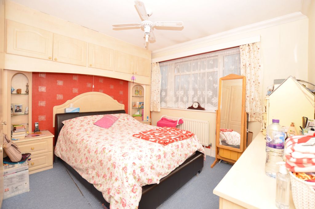 Property photo 3 of 7