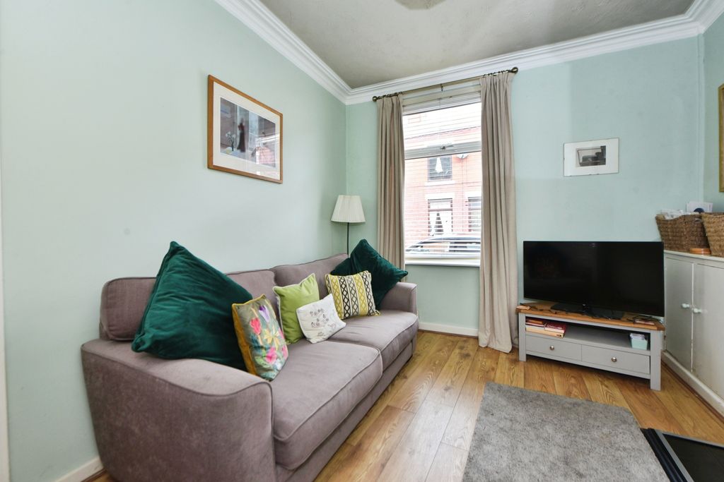 Property photo 2 of 20 Bob_8138