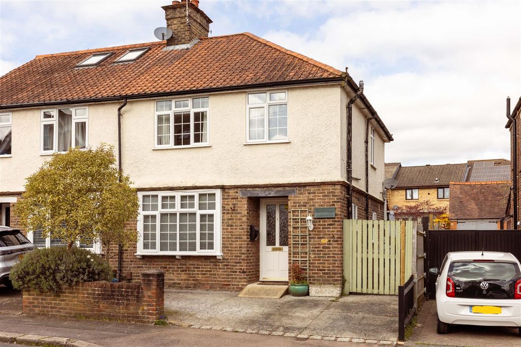 Property photo 3 of 24