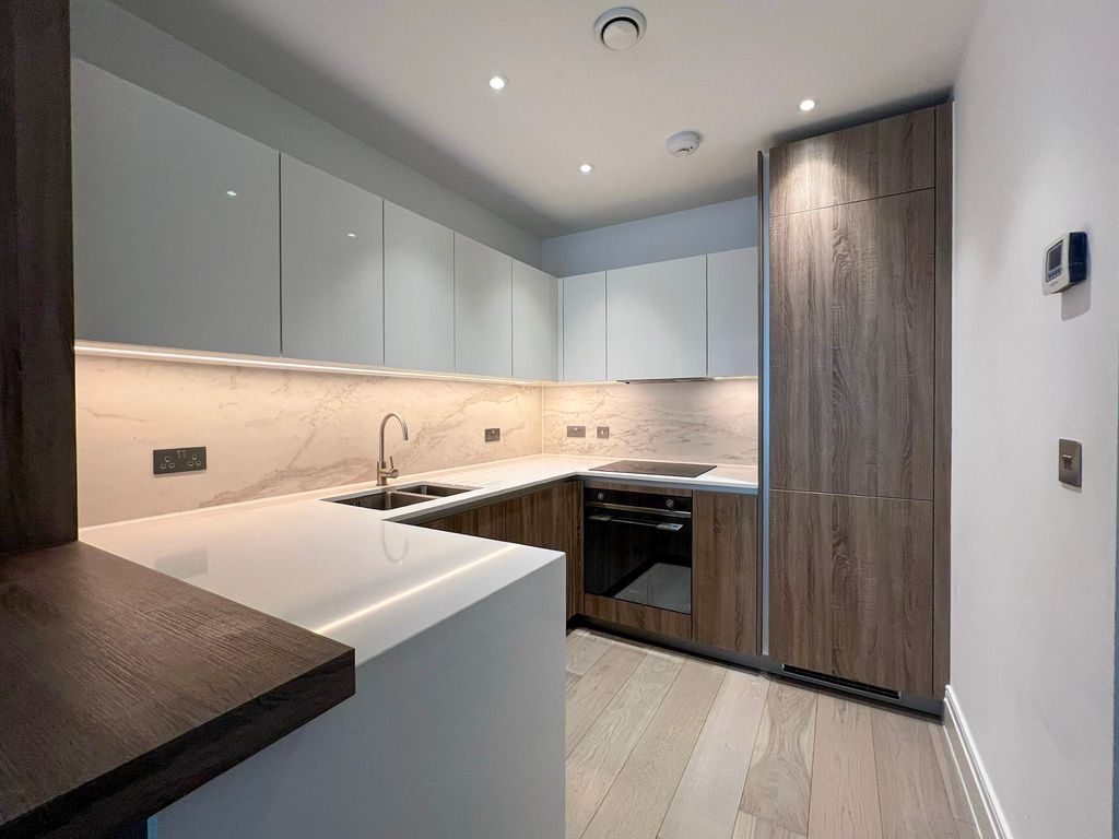 Property photo 1 of 11 Kitchen Use