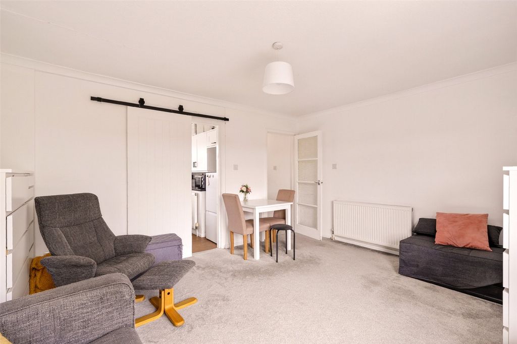 Property photo 3 of 15 Picture No. 06