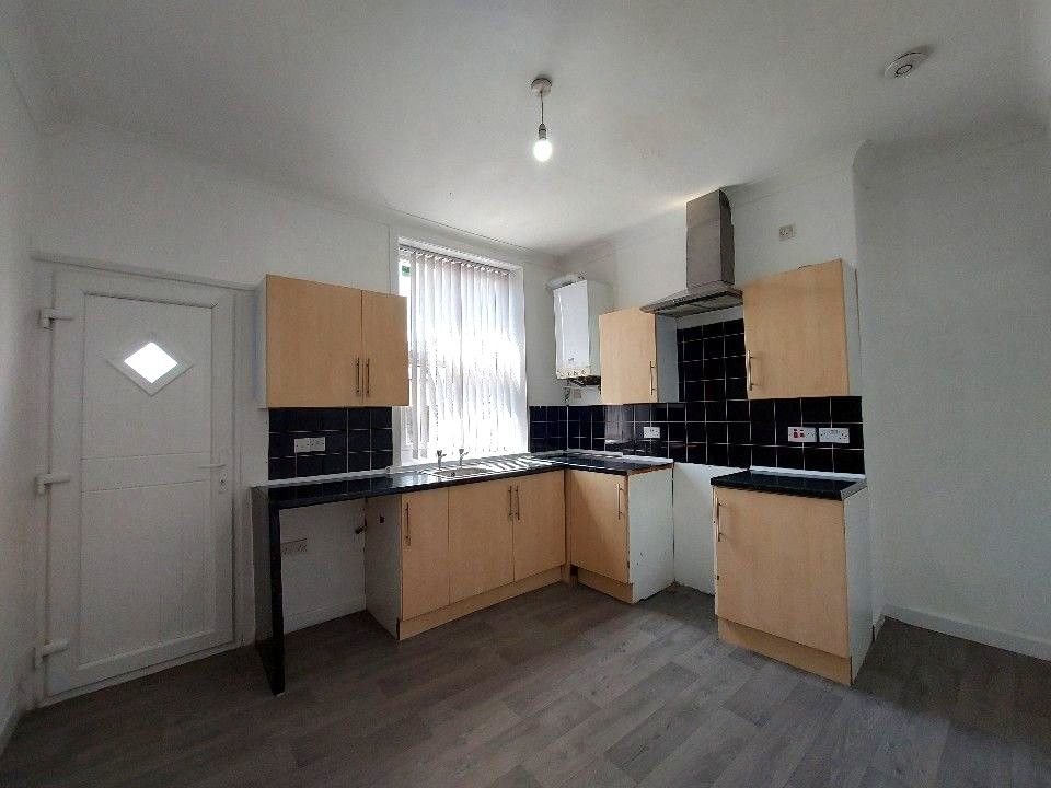 Property photo 3 of 9