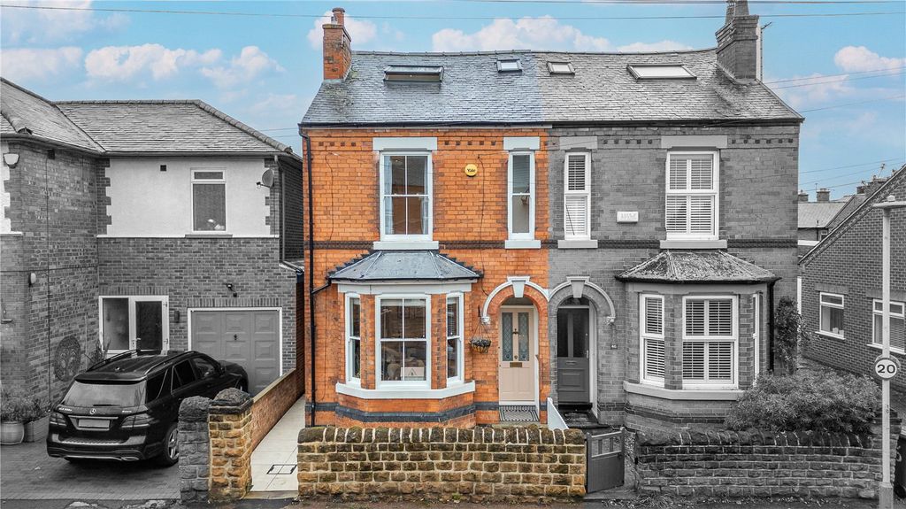 Property photo 2 of 27 Picture No. 29