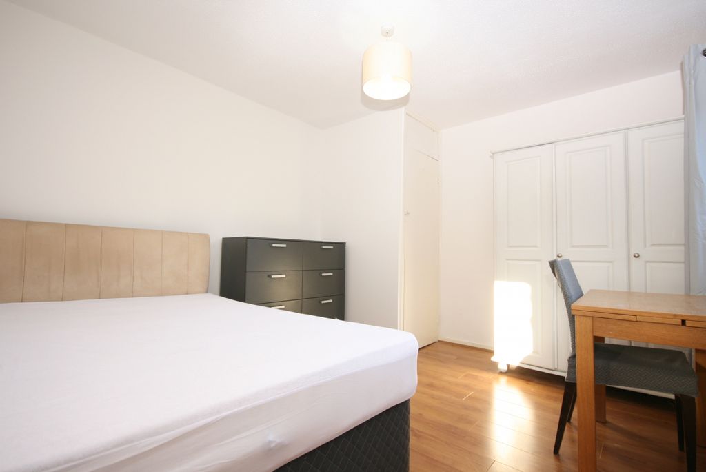 Property photo 3 of 7 Gallery